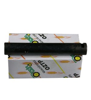 Oś koła wstecznego biegu MF3/MF4