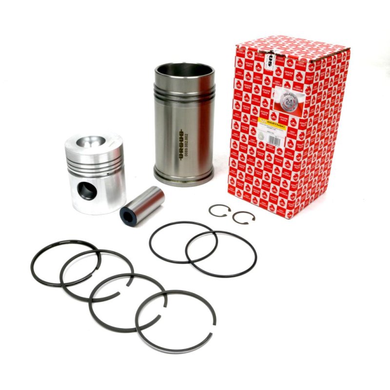 Zestaw naprawczy silnika 4-pierścieniowy 83003959 C-385 ORYGINAŁ URSUS