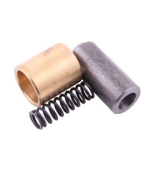 Zestaw naprawczy zabieraka ( sworzeń. tulejka. sprężyna ) kosiarka rotacyjna polska Waryński