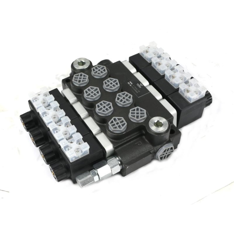 Rozdzielacz hydrauliczny 4-sekcyjny sterowany elektrycznie 12V 40L VOIMA