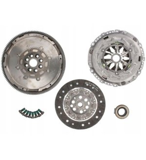 Zestaw sprzęgła LUK1 600 0146 00